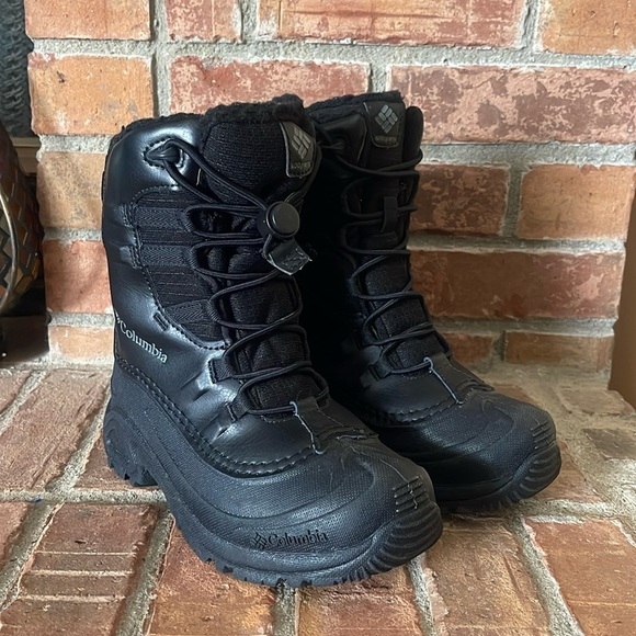Columbia Bugaboot Black Insulated Waterproof Snow Boots - Picture 1 of 8